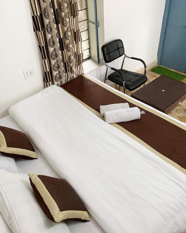 Il Padrino Hotel Pushkar Ngoại thất bức ảnh